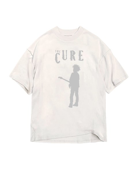 The Cure - Robert Smith TheCure aothunrockmetal www.uories.com 30