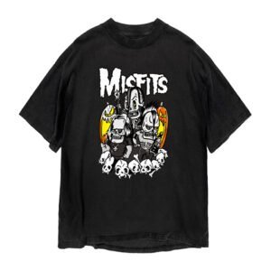Motley Crue - 40th anniversary aothunrockmetal www.uories.com 25 copy 2