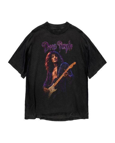 Classic Rock Legend - Ritchie Blackmore ClassicRockLegend www.uories.com 3